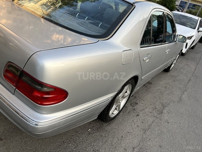 Mercedes E 280 2000, 999,999 km - 2.8 l - Bakı