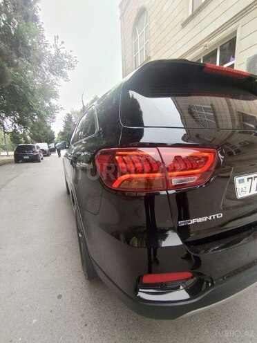Kia Sorento 2018, 130,200 km - 2.0 l - Sumqayıt