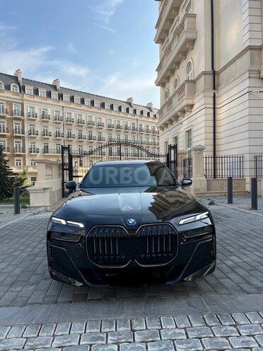 BMW i7 2023, 16,000 km - 0.0 l - Bakı