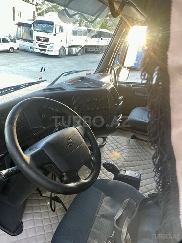 Volvo FH 13 2012, 1,004,000 km - 13.0 l - Bakı