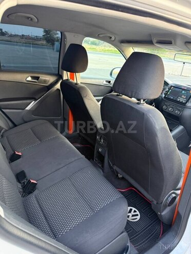 Volkswagen Tiguan 2009, 230,000 km - 2.0 l - Bakı
