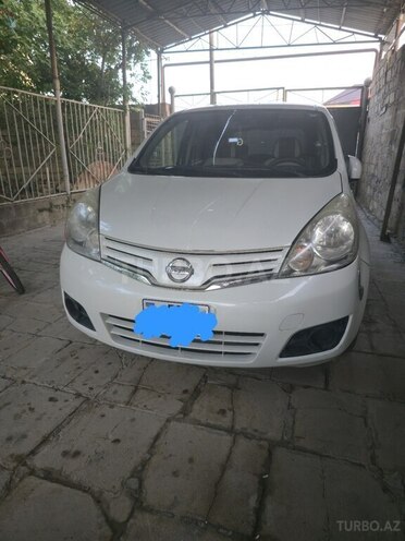 Nissan Note-2