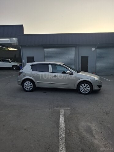 Opel Astra 2008, 302,000 km - 1.3 л - Gəncə