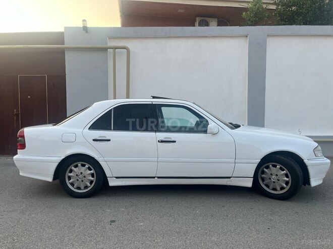 Mercedes C 220 d 1994, 771,517 km - 2.2 l - Bakı