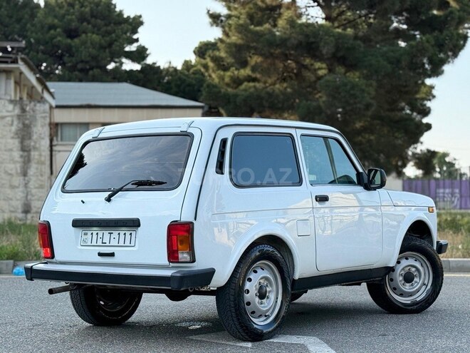 LADA (VAZ) Niva-10