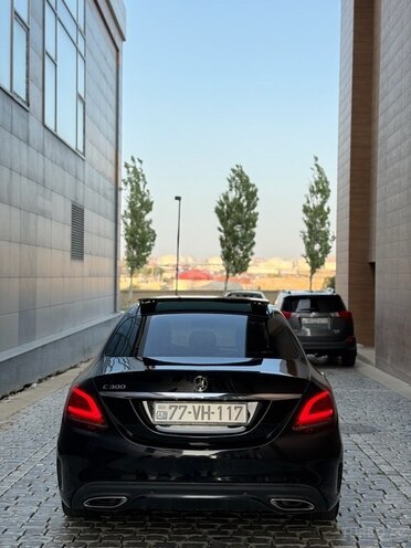 Mercedes C 300-9