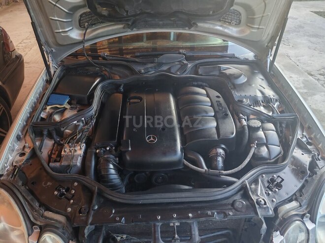 Mercedes E 220 d 2005, 420,000 km - 2.2 l - Naxçıvan