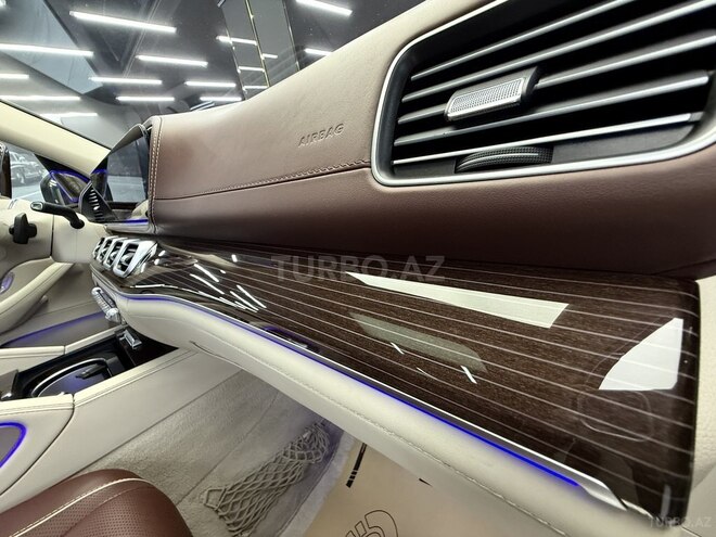 Mercedes-Maybach GLS 600 4MATIC-19
