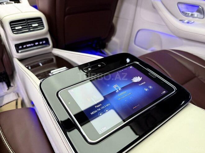 Mercedes-Maybach GLS 600 4MATIC-6