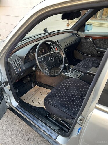 Mercedes C 180 1995, 999,990 km - 1.8 л - Bakı