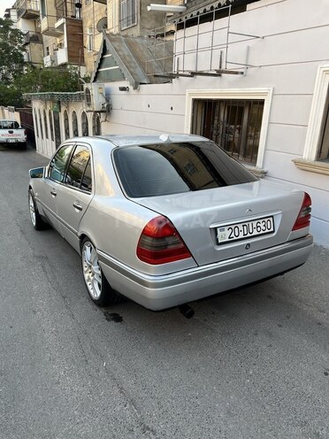 Mercedes C 180 1995, 999,990 km - 1.8 л - Bakı