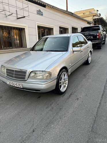 Mercedes C 180 1995, 999,990 km - 1.8 л - Bakı