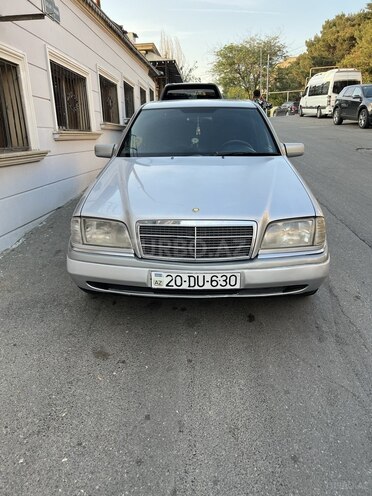 Mercedes C 180 1995, 999,990 km - 1.8 л - Bakı