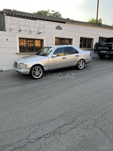Mercedes C 180 1995, 999,990 km - 1.8 л - Bakı