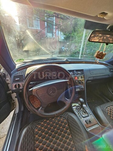 Mercedes C 200 1996, 300,000 km - 2.0 l - Bakı