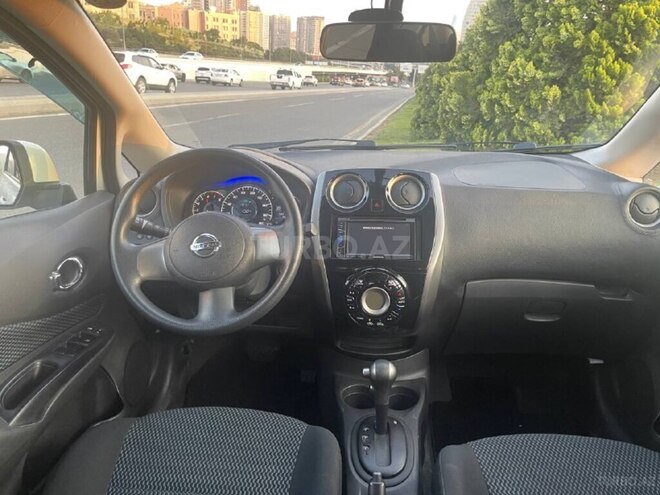 Nissan Note-5
