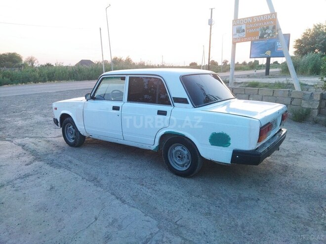 LADA (VAZ) 2107 2005, 85,555 km - 1.6 л - Salyan