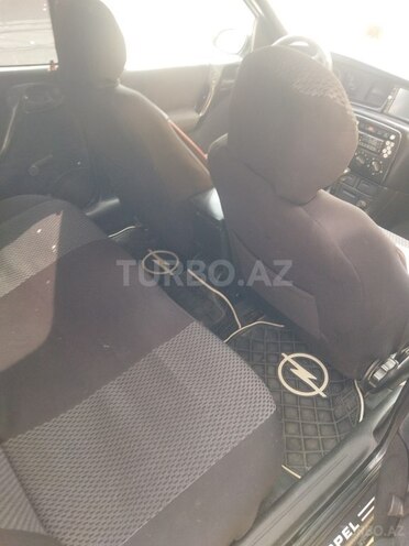 Opel Vectra 1997, 650,000 km - 2.0 l - Bakı