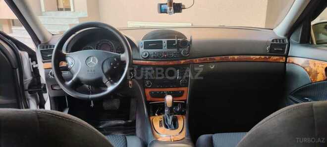 Mercedes E 240 2002, 300,345 km - 2.6 l - Gəncə