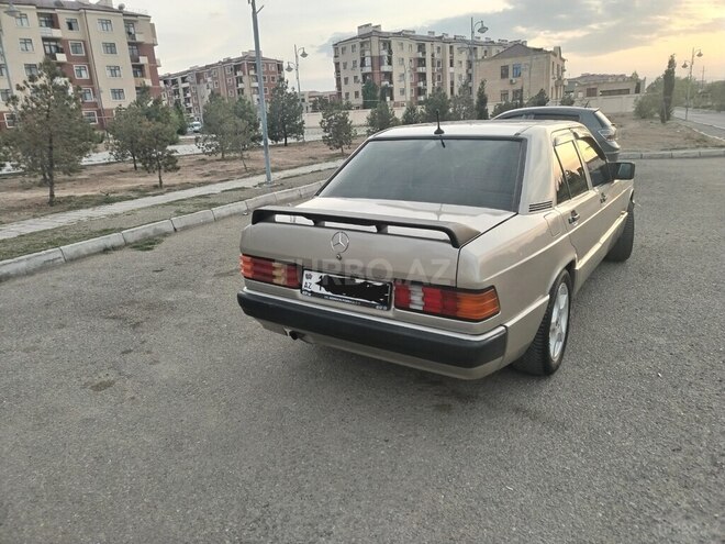Mercedes 190 1991, 290,000 km - 2.3 l - Gəncə
