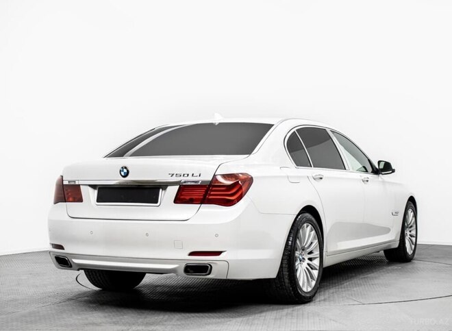 BMW 750 2011, 140,000 km - 4.4 l - Bakı
