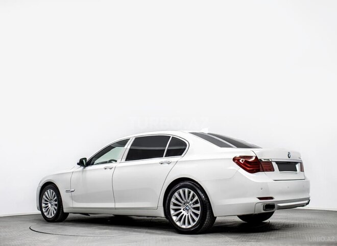 BMW 750 2011, 140,000 km - 4.4 l - Bakı