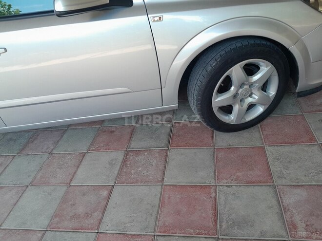 Opel Astra 2007, 222,961 km - 1.4 л - Biləsuvar