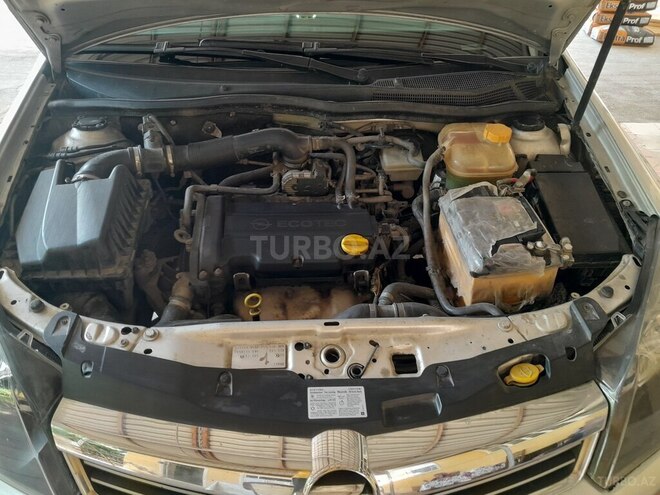Opel Astra 2007, 222,961 km - 1.4 л - Biləsuvar