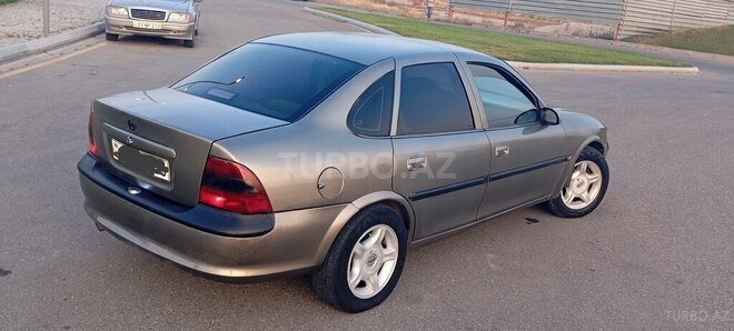 Opel Vectra 1996, 360,000 km - 2.0 l - Bakı