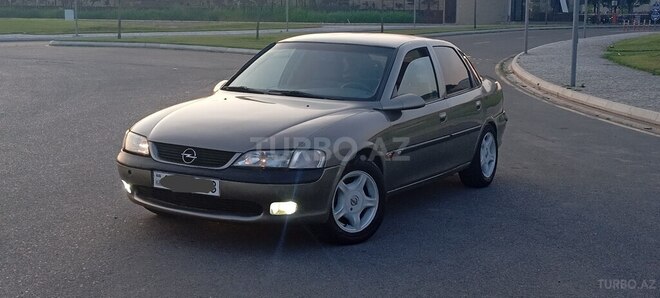 Opel Vectra 1996, 360,000 km - 2.0 l - Bakı