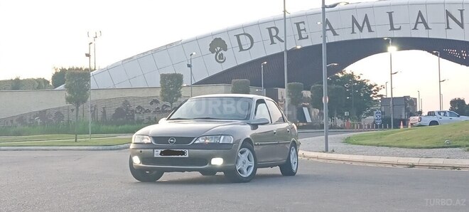 Opel Vectra 1996, 360,000 km - 2.0 l - Bakı
