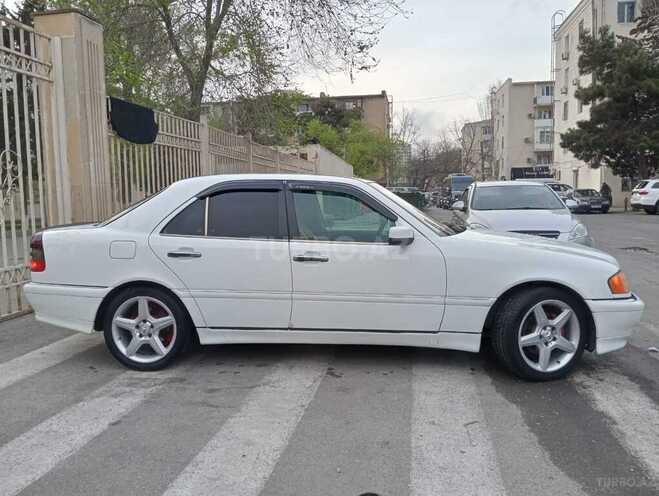 Mercedes C 230 1999, 230,000 km - 2.3 l - Bakı