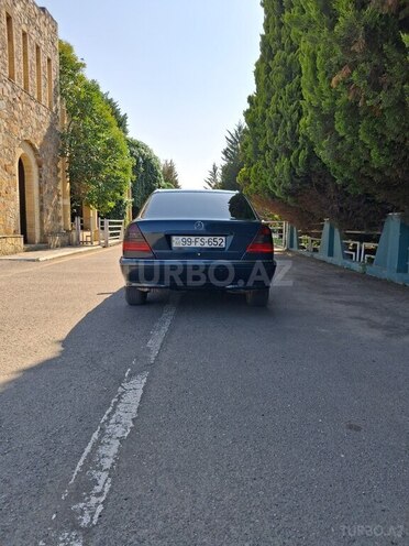 Mercedes C 180 1999, 264,452 km - 1.8 l - Qazax