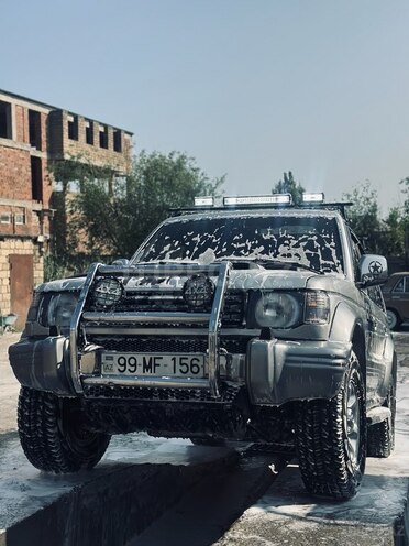 Mitsubishi Pajero 1995, 435,000 km - 2.8 l - Bakı