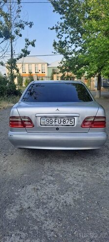 Mercedes E 270 1999, 401,000 km - 2.7 л - Ağdam