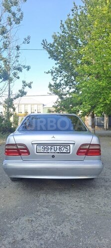 Mercedes E 270 1999, 401,000 km - 2.7 л - Ağdam