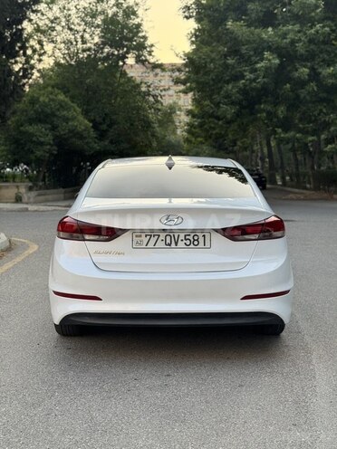 Hyundai Elantra 2017, 80,000 km - 2.0 л - Bakı