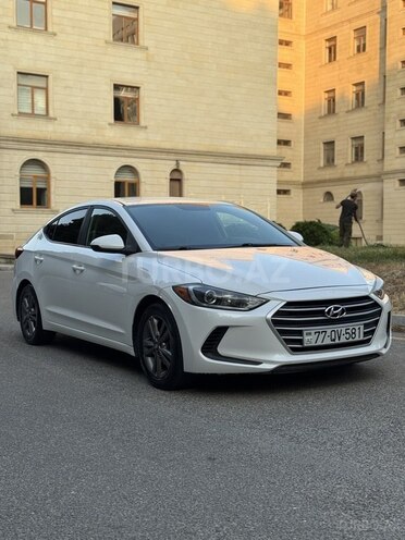 Hyundai Elantra 2017, 80,000 km - 2.0 л - Bakı