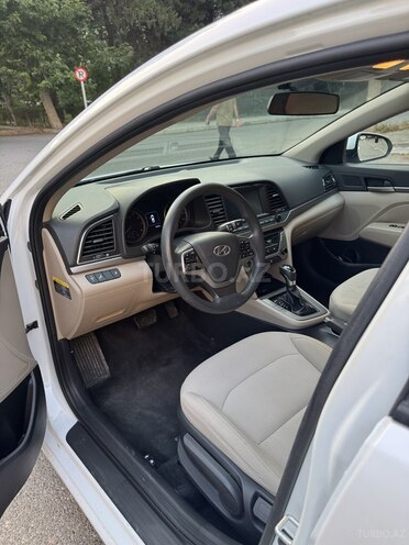 Hyundai Elantra 2017, 80,000 km - 2.0 л - Bakı