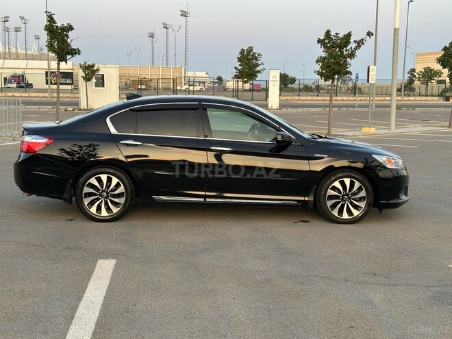 Honda Accord-5