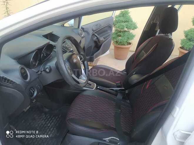 Ford Fiesta 2017, 109,000 km - 1.6 l - Bakı
