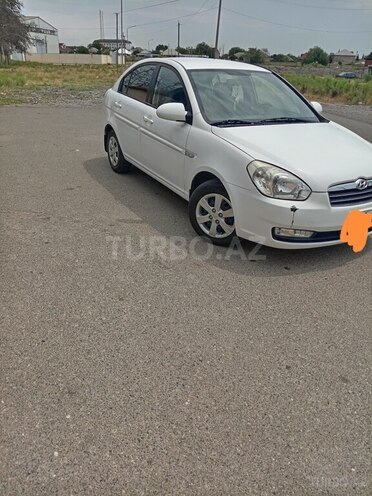 Hyundai Accent 2009, 280,000 km - 1.4 l - Sabirabad
