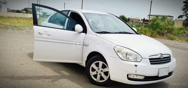 Hyundai Accent 2009, 280,000 km - 1.4 l - Sabirabad