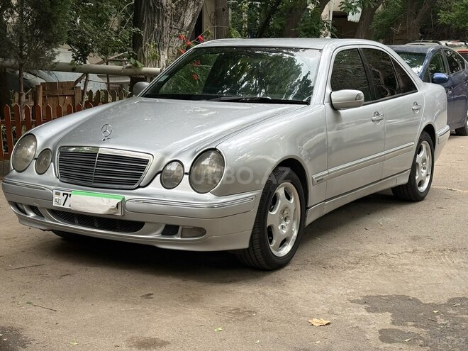 Mercedes E 220 d 2001, 385,000 km - 2.2 l - Bakı