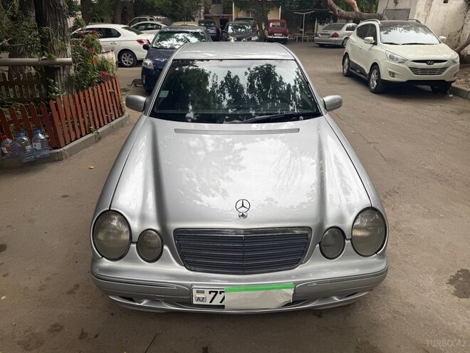 Mercedes E 220 d 2001, 385,000 km - 2.2 l - Bakı