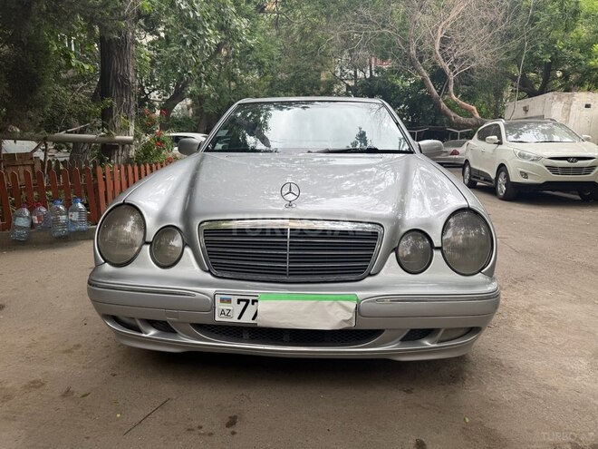 Mercedes E 220 d 2001, 385,000 km - 2.2 l - Bakı