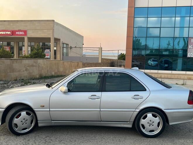 Mercedes C 200 2000, 357,000 km - 2.0 л - Bakı