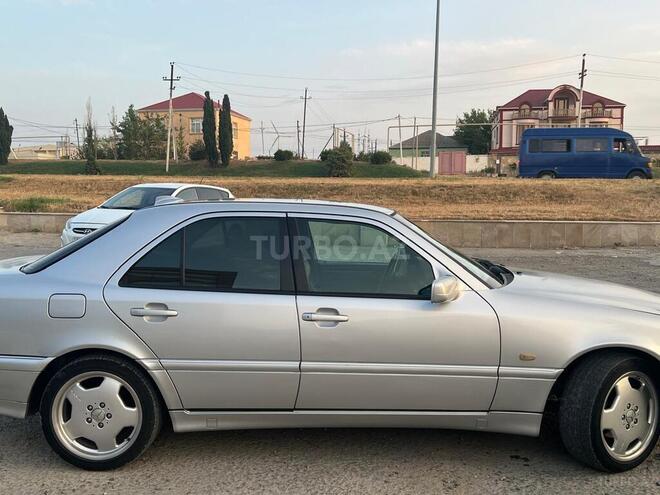Mercedes C 200 2000, 357,000 km - 2.0 л - Bakı