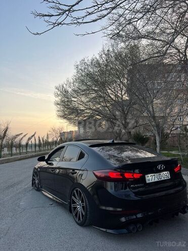 Hyundai Elantra 2017, 113,000 km - 2.0 л - Bakı