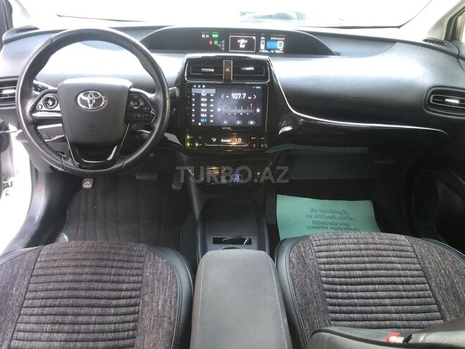 Toyota Prius 2019, 90,000 km - 1.8 l - Bakı